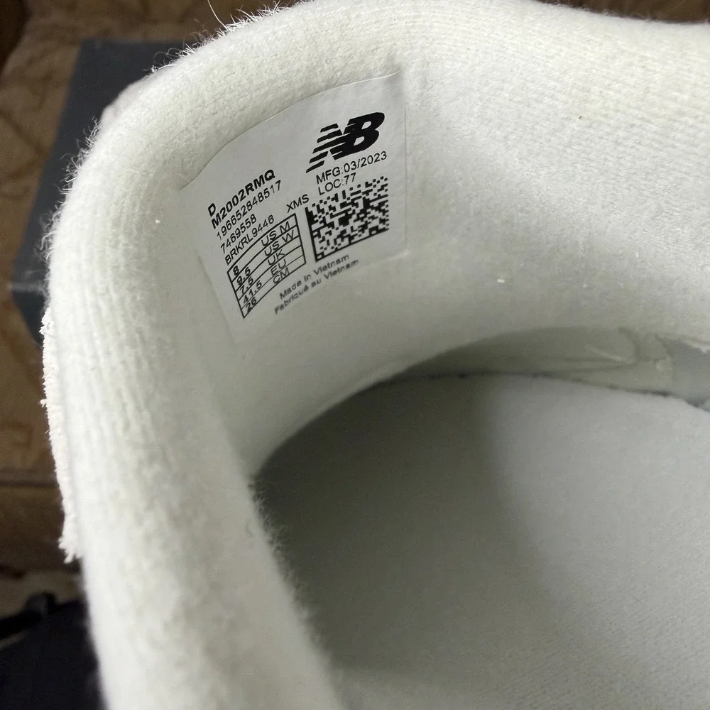 New Balance‎ 2002R Mule Slip On Men's Size 8 Beige New